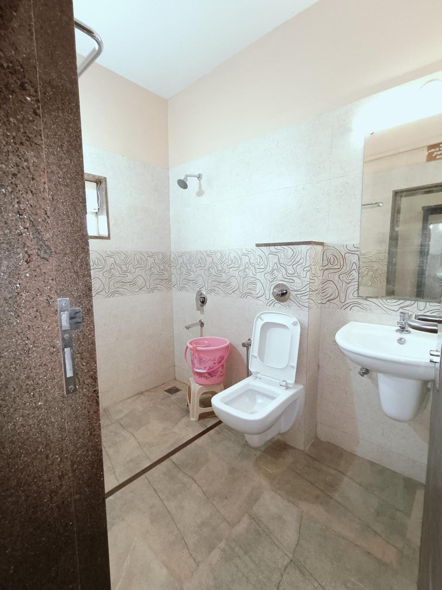Hotel Mayura Residency Subrahmanya Εξωτερικό φωτογραφία